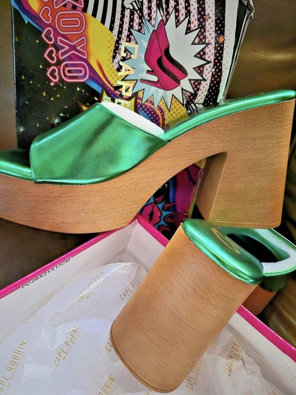Cape Robbin Enisle Heel Green & Brown Platform Heels US 11